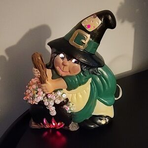 Vintage halloween ceramic witch with cauldron lights up